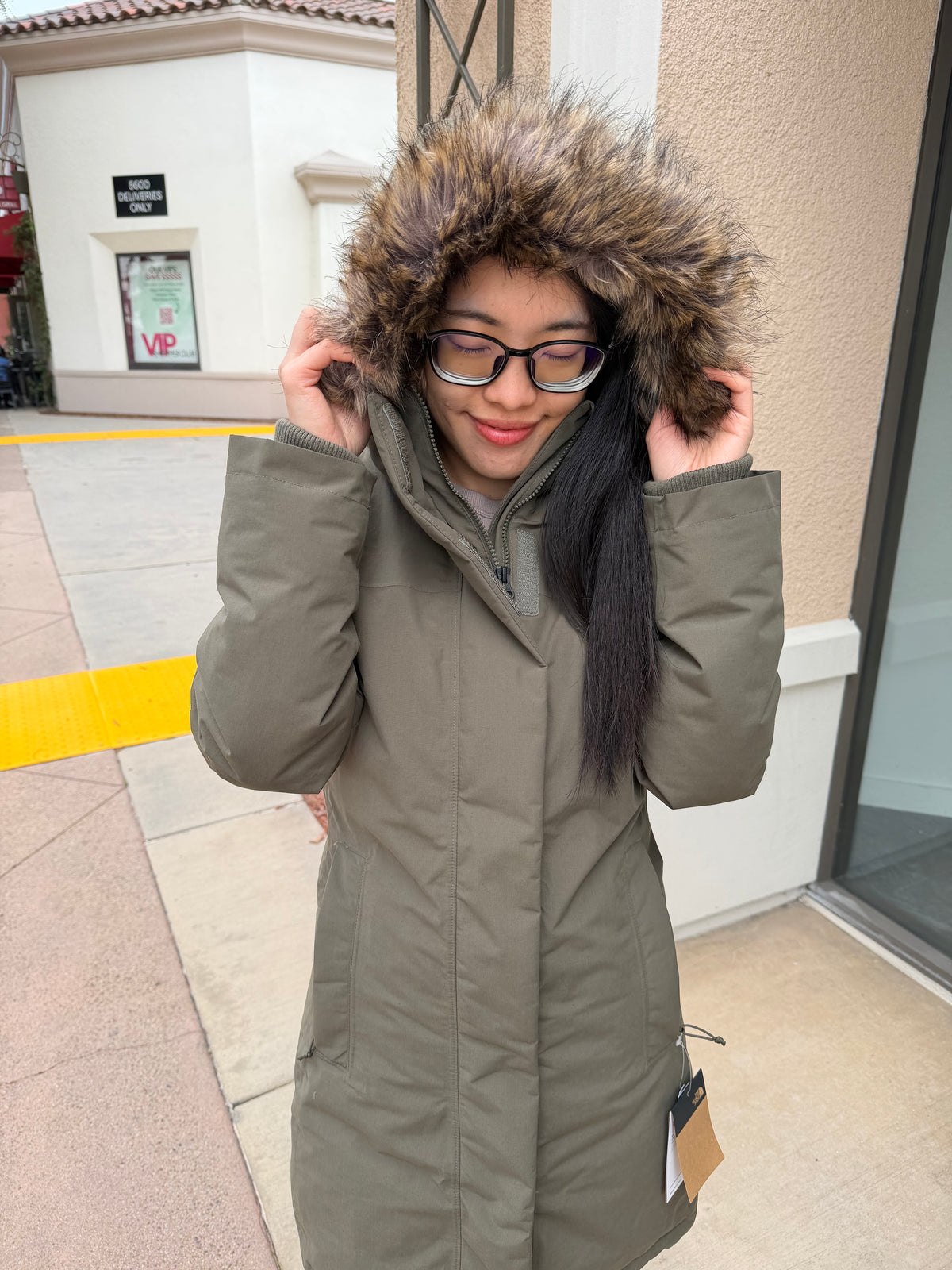 北臉 女生 Arctic派克真羽絨外套 600