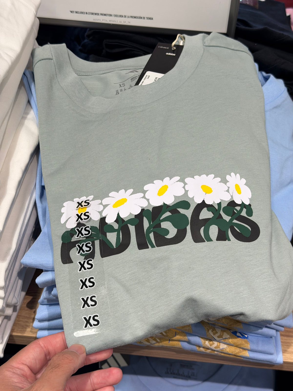 Adidas 女生 棉短T - 花花字樣