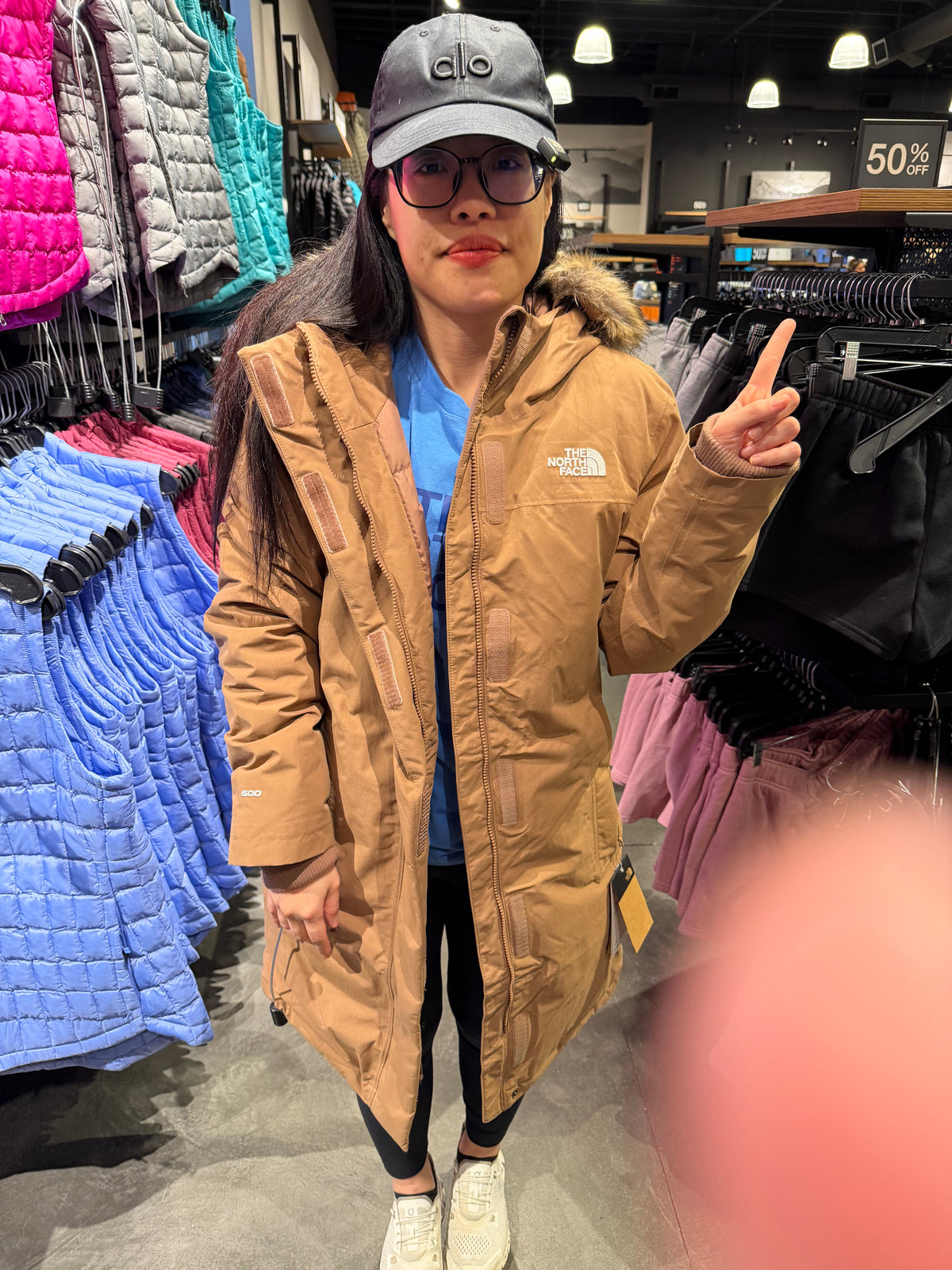 北臉 女生 Arctic派克真羽絨外套 600