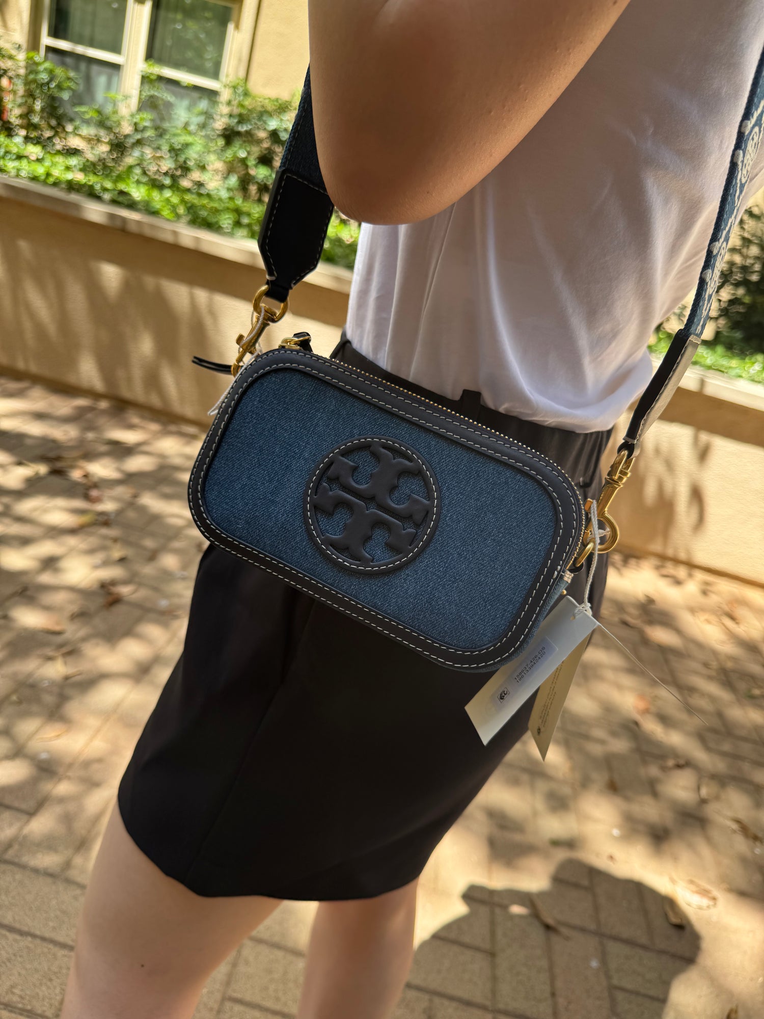 TB專櫃 Miller 雙拉鏈牛仔相機包 19
