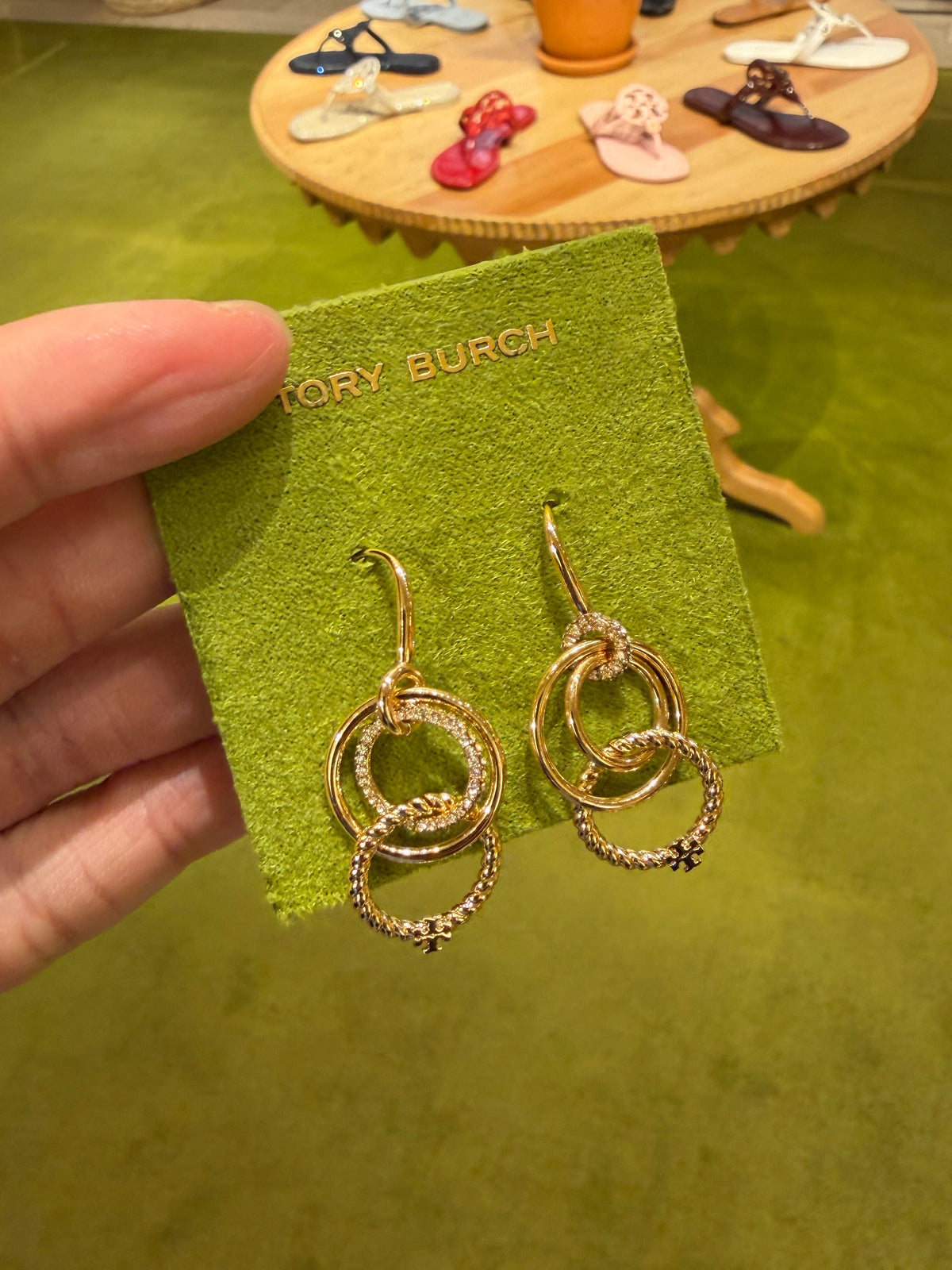 TB Outlet 圈圈耳針 - Tory金