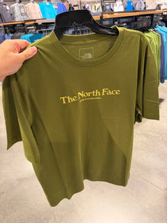 北臉 男生 字樣短T