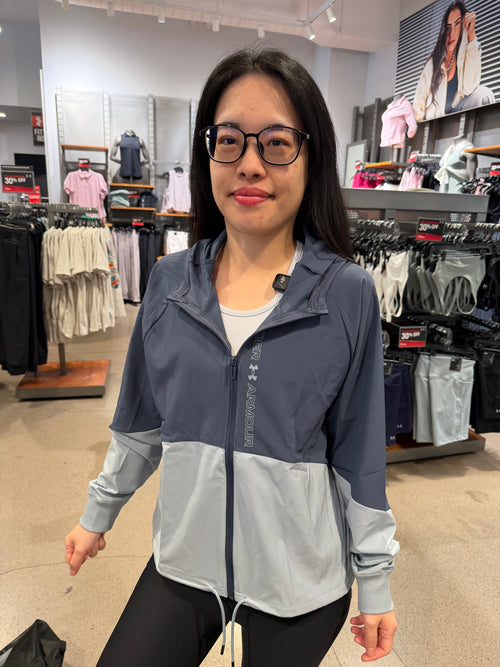 UA 女生 防風外套