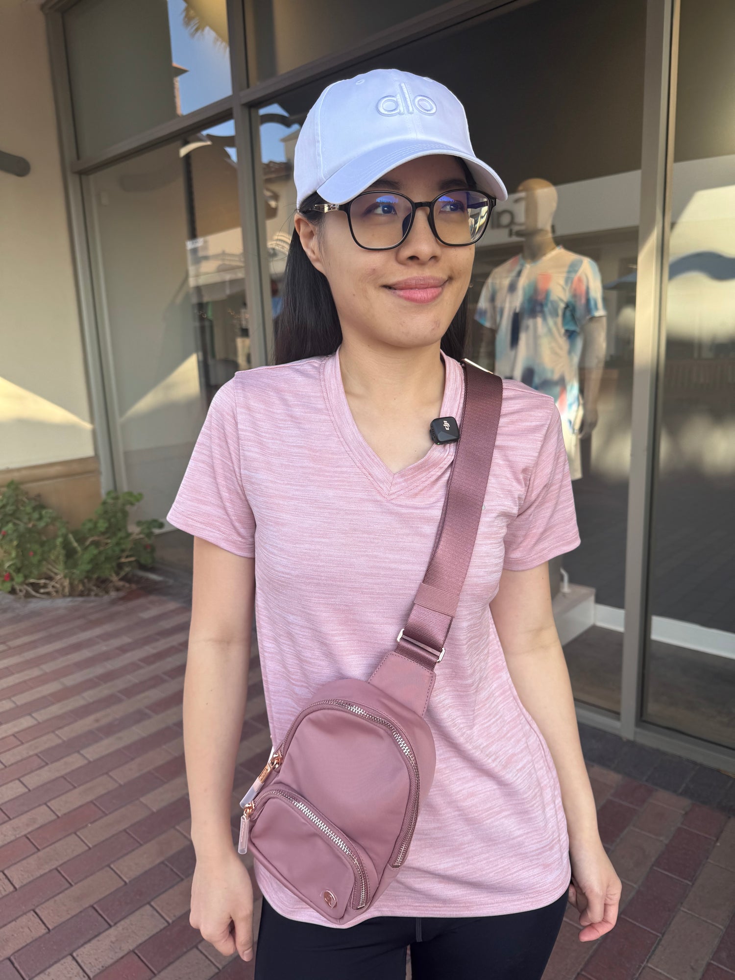 [現貨] Lululemon 可愛單肩包 玫瑰 2L