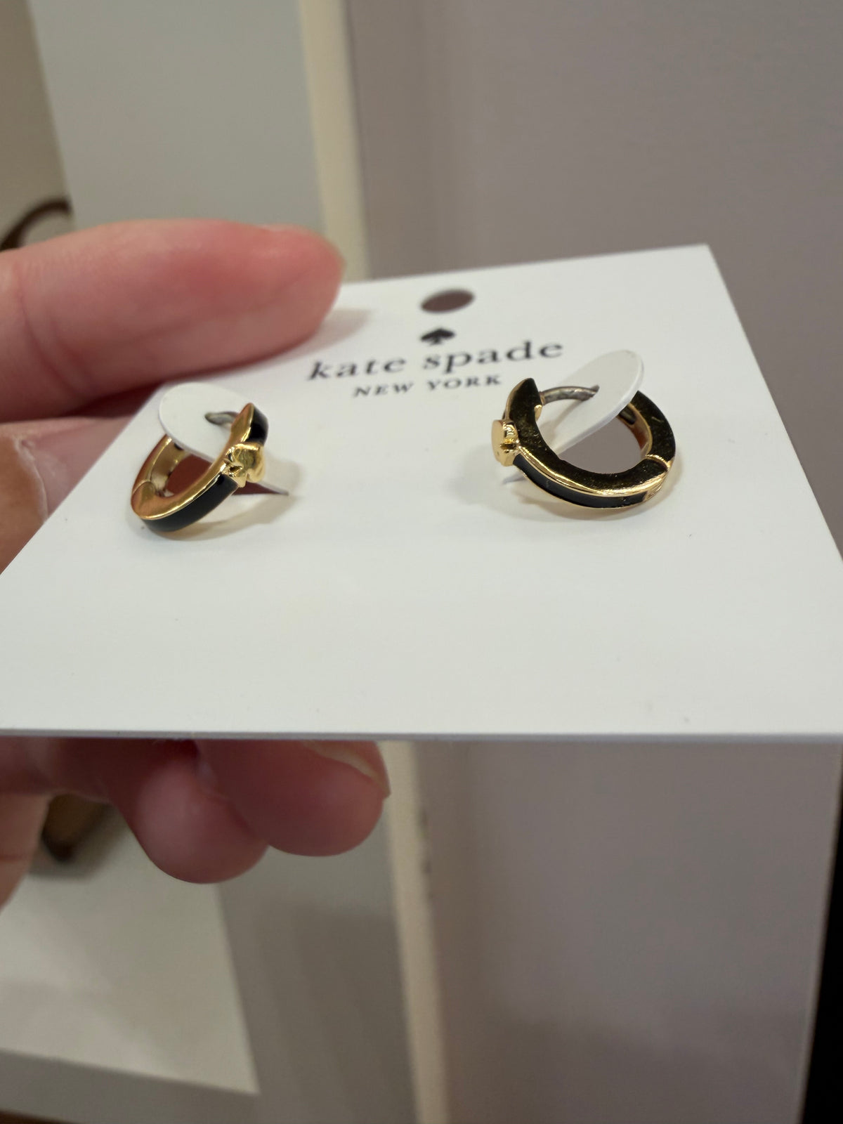 KS outlet 飾品 - 黑桃圈圈 耳針