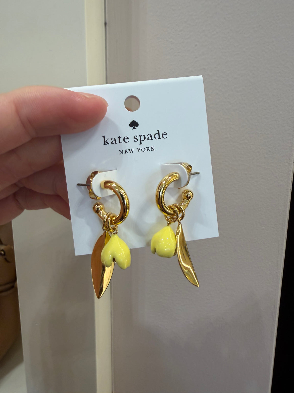 KS outlet 飾品 - 鬱金香 耳針