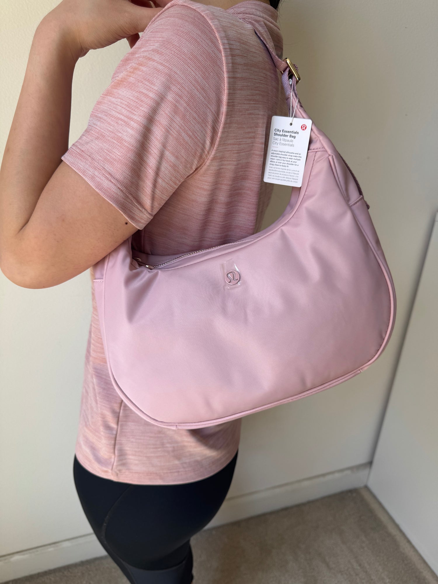 Lululemon 防潑水腋下包 4L