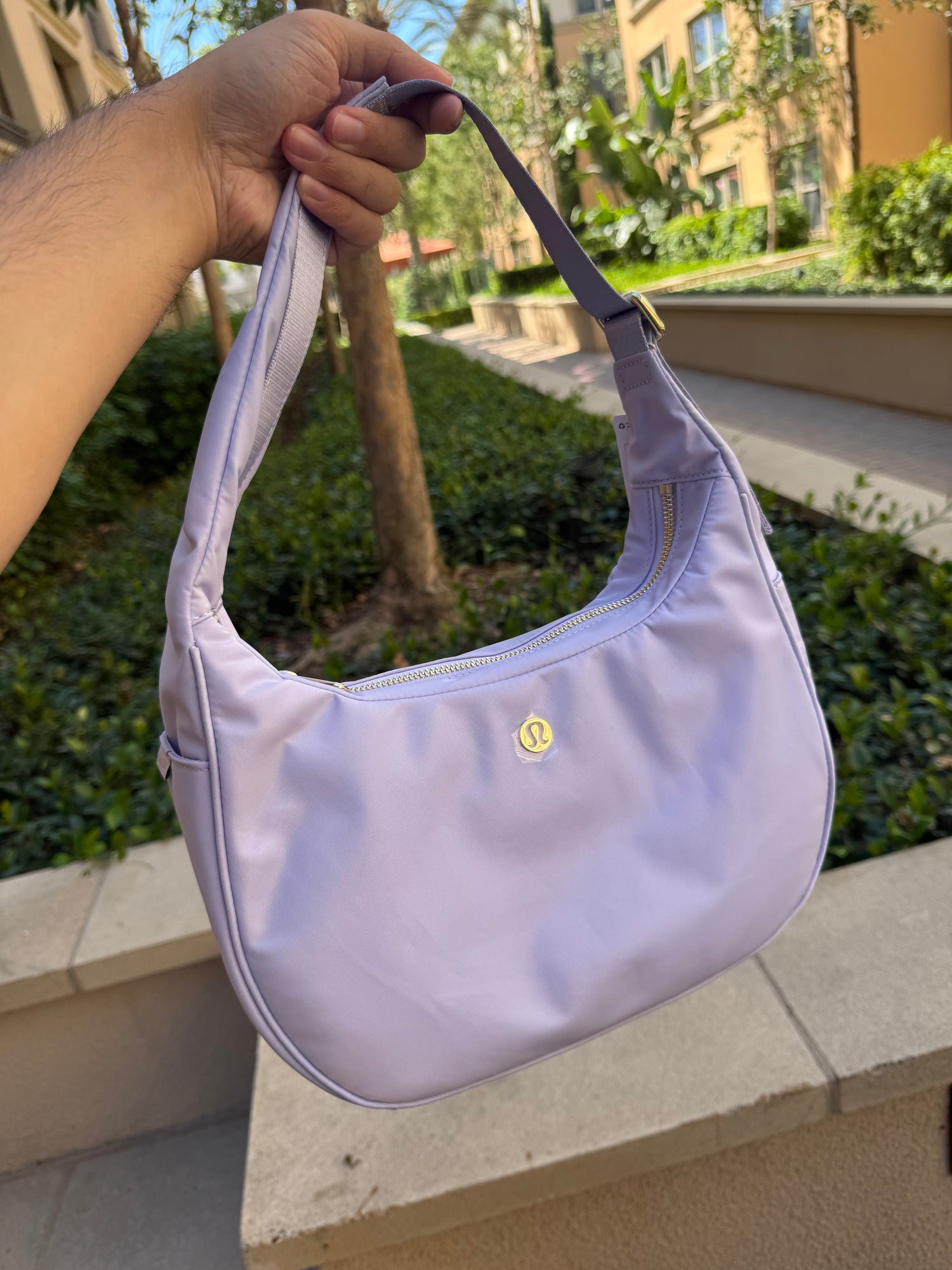 Lululemon 防潑水腋下包 4L