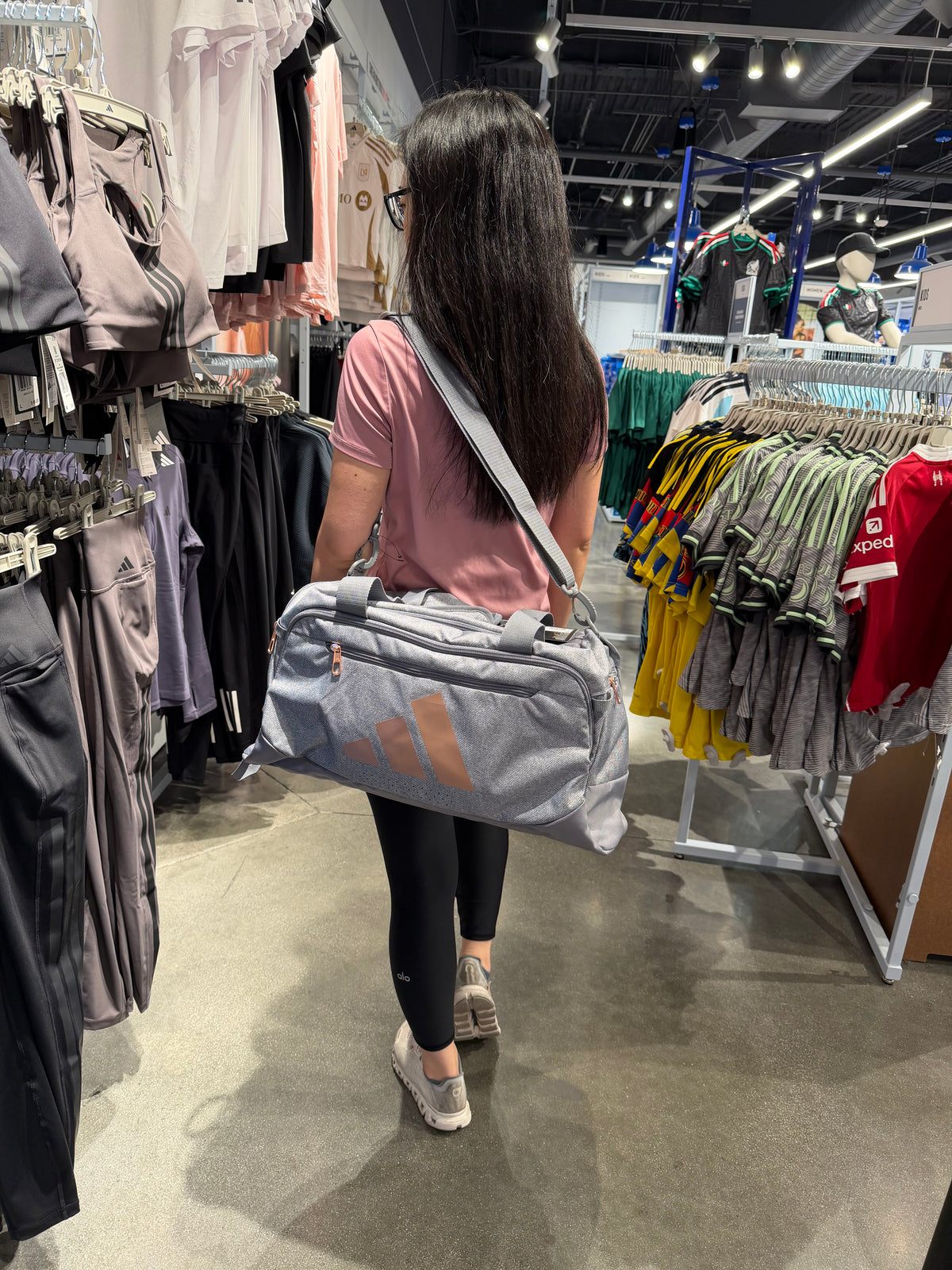 Adidas 旅行必備 旅行袋 灰色玫瑰金