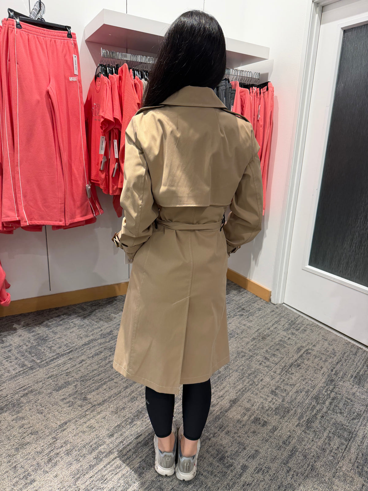 梅西百貨 DKNY專櫃 女生 長版雨衣