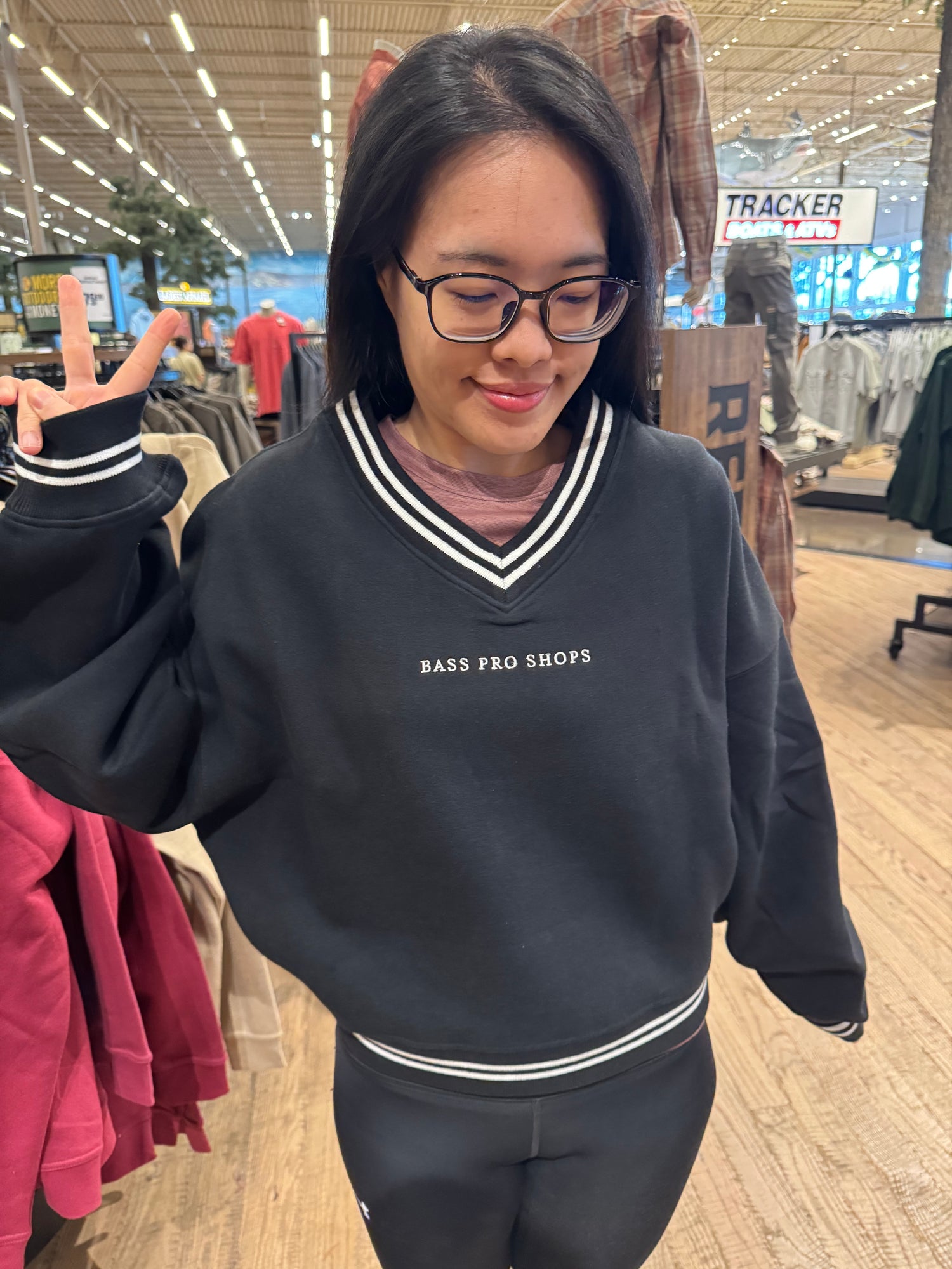 Bass Pro Shop 女生毛衣
