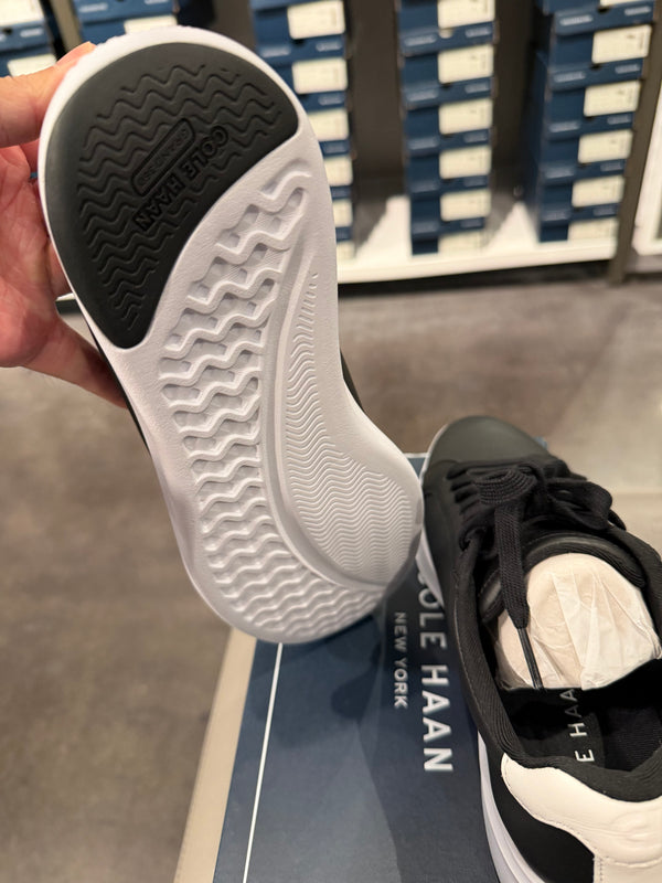 CH outlet 女生 小黑鞋 黑白