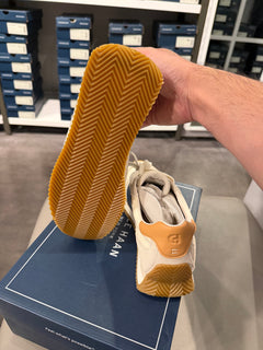 CH outlet 女生 Davie 復古Runner