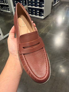 CH outlet 女生 Stassi 軟樂福鞋