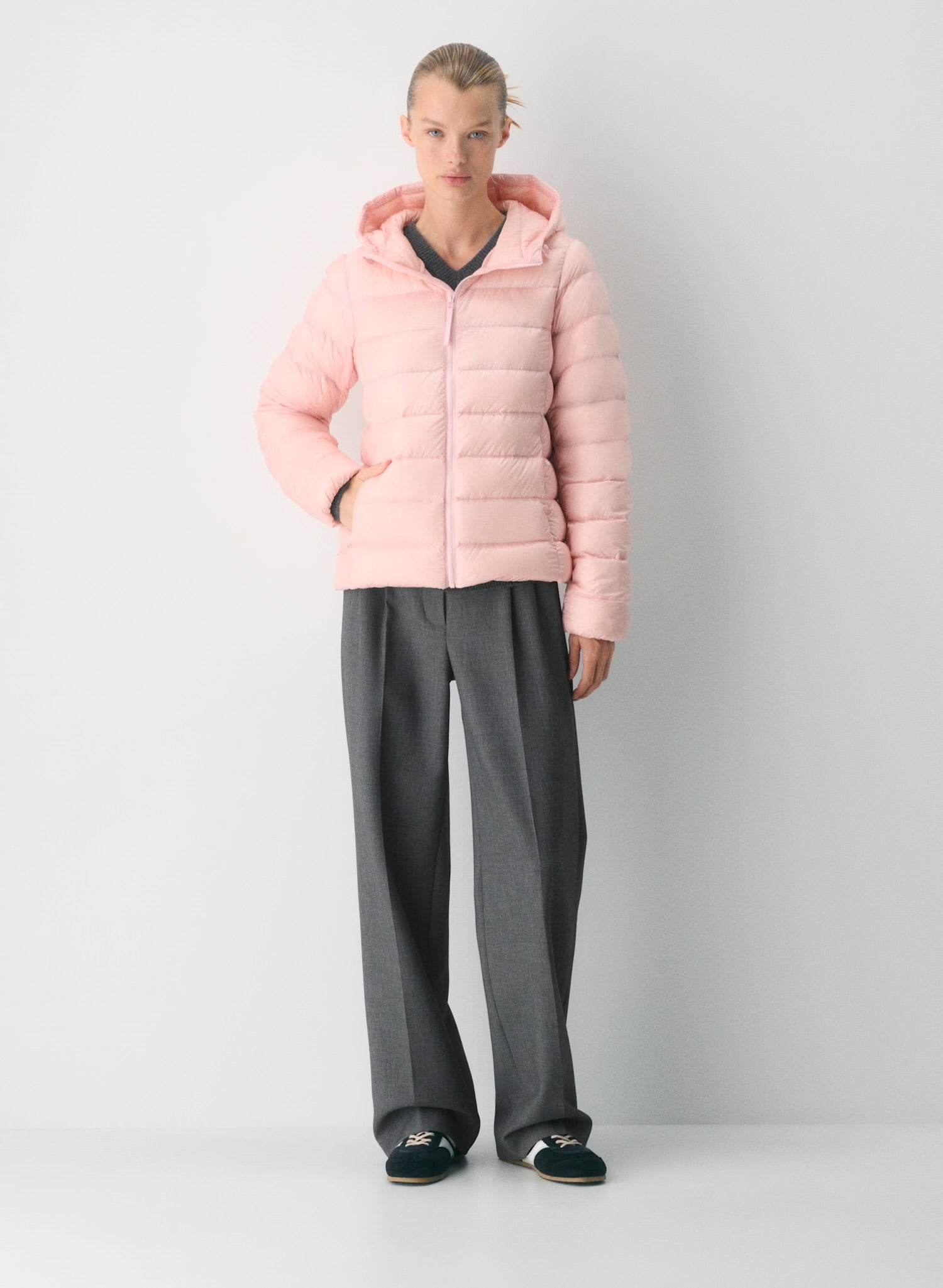 Aritzia 好收納羽絨外套 800[0c]