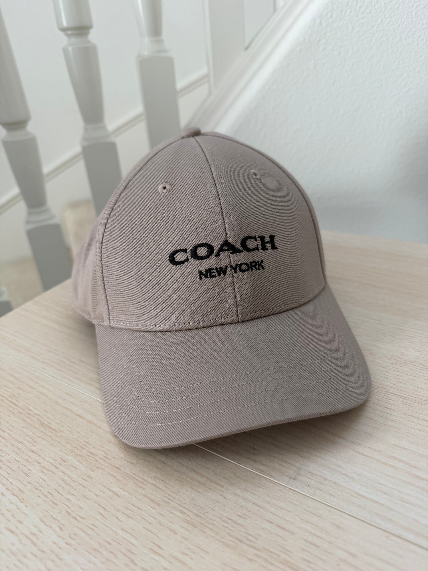 Coach outlet 棒球帽 玫瑰奶茶