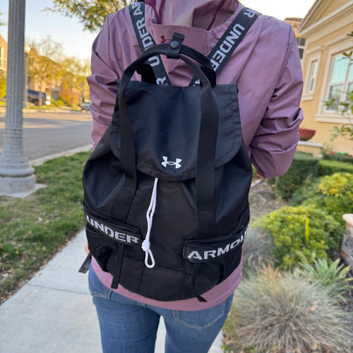 UA 女生 Favorite 後背包 10L