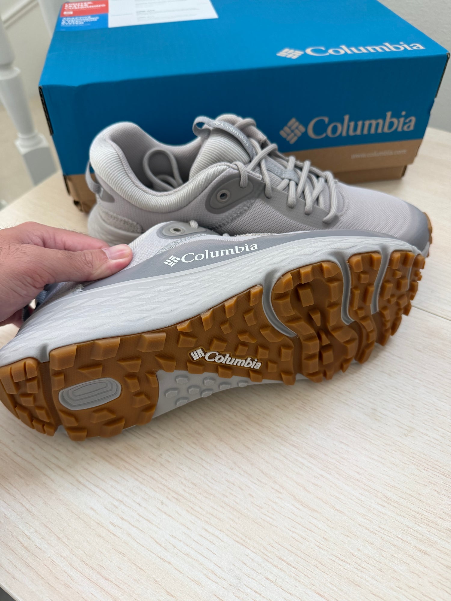 Columbia Terra 健步鞋 奶茶灰