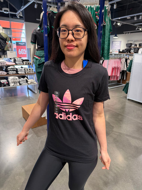 Adidas 女生 棉短T - 黑色粉三葉草