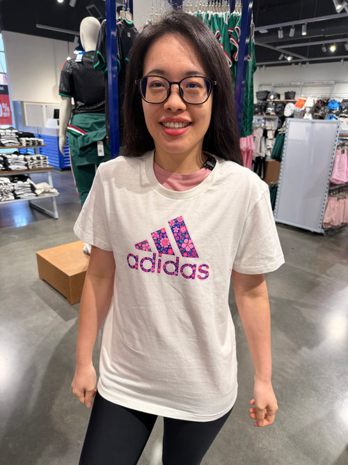Adidas 女生 棉短T - 白色藍花