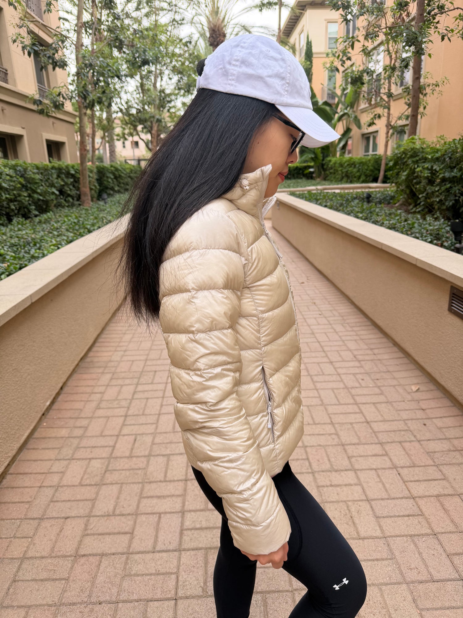 Aritzia 好收納羽絨外套 800[0c]