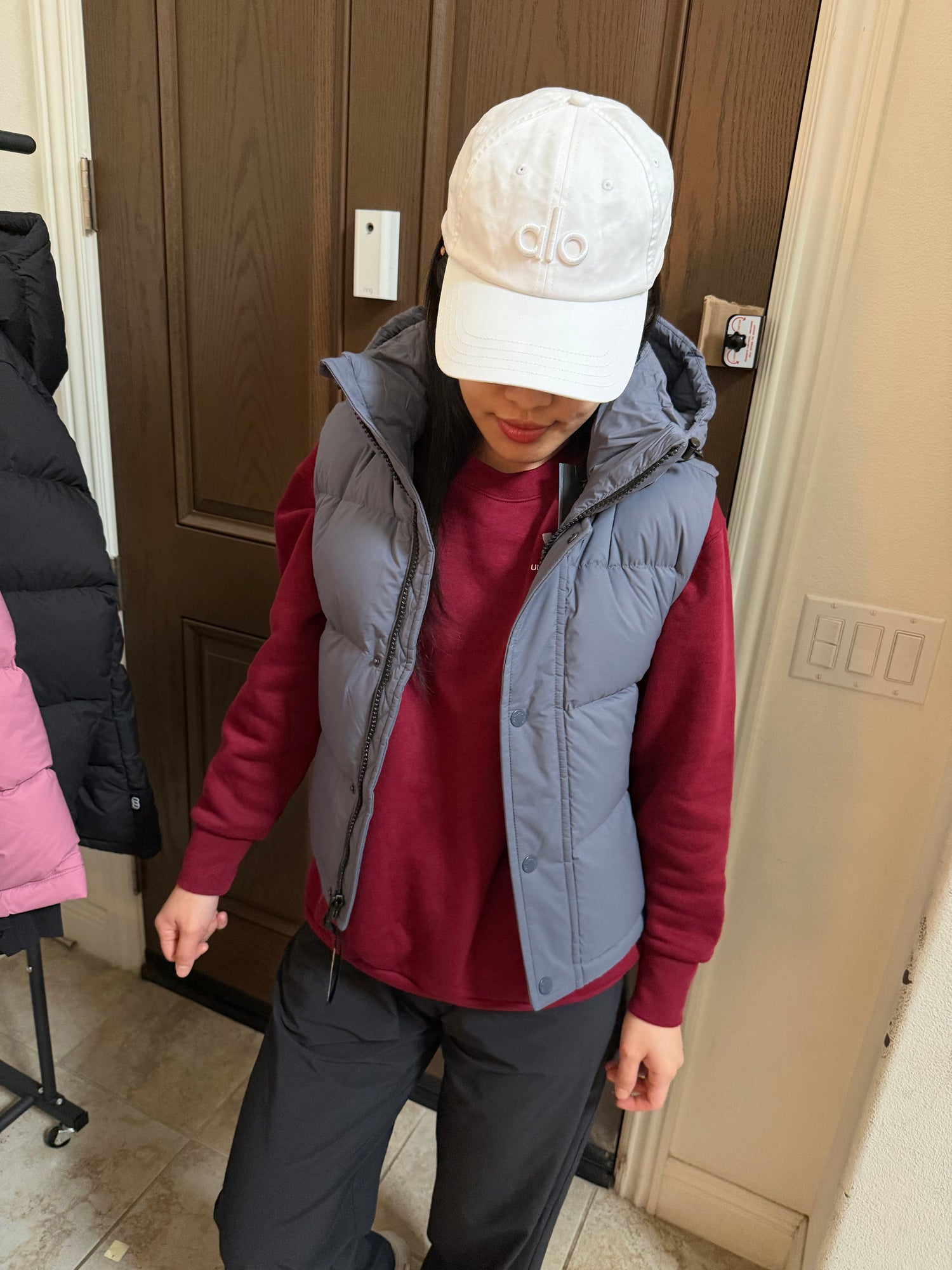 Aritzia Super Puff 八格羽絨背心 800