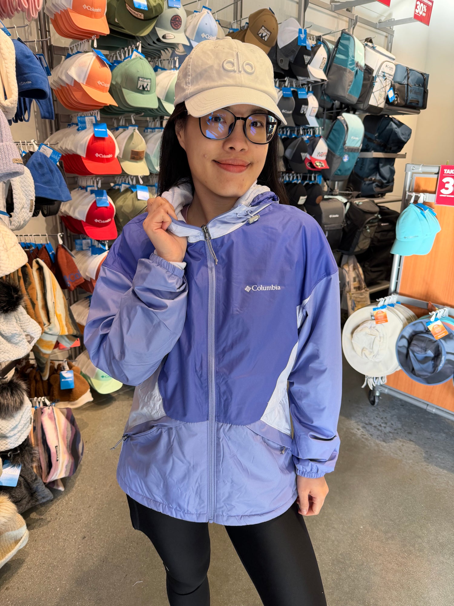 Columbia 女生 防風外套