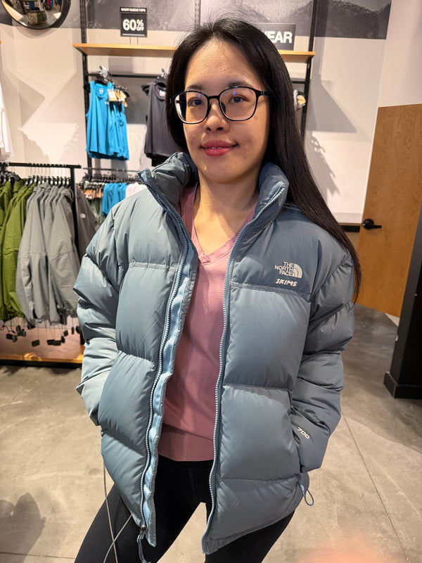 北臉 x Skim 聯名 女生 96 真羽絨外套 暴風藍 - 700