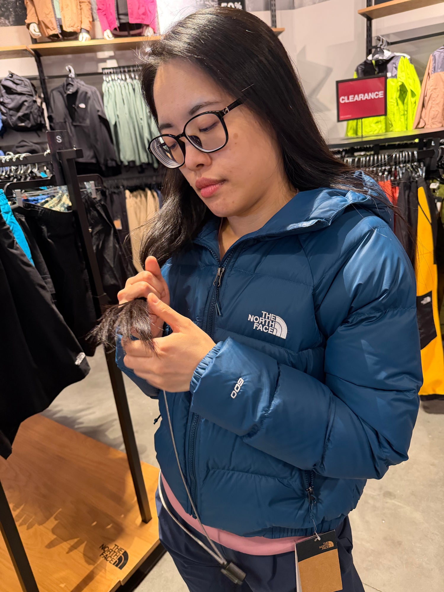 北臉 女生 Hydrn 短版羽絨外套 600