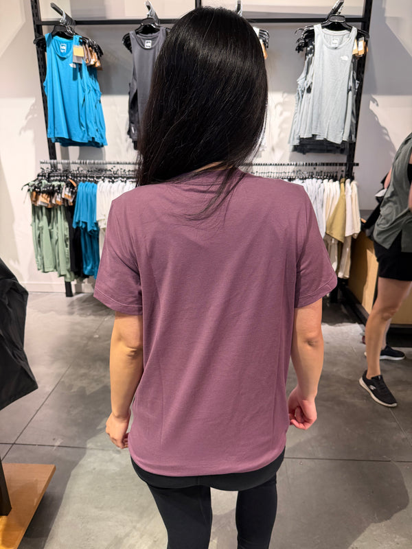 北臉 女生 小logo短T