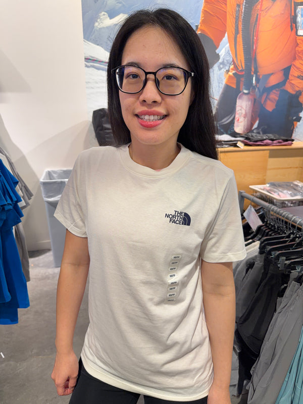 女生 藍風景短T