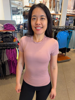 UA 女生 奶油系列 合身短T