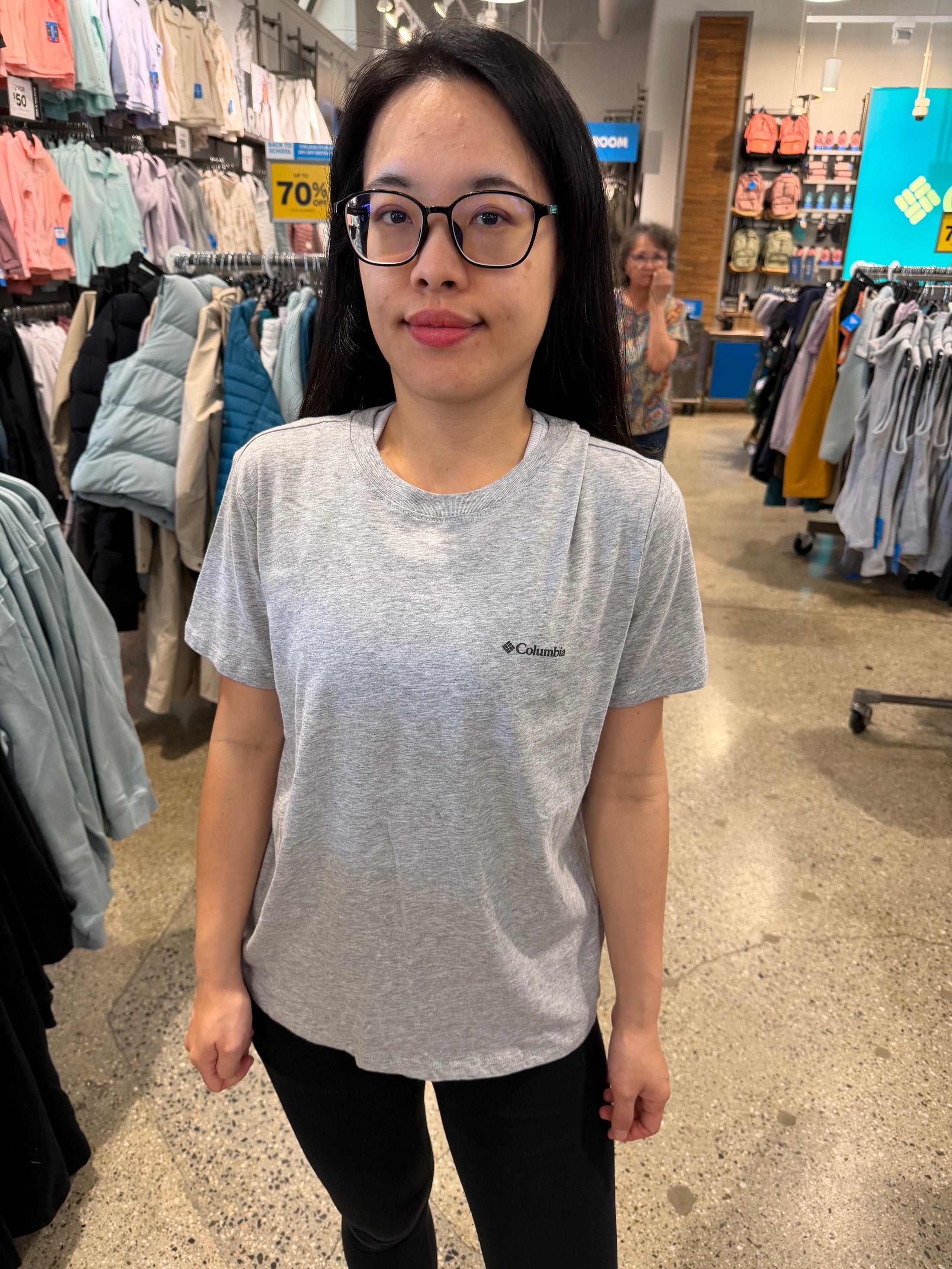 Columbia 女生 迪士尼聯名T - 灰色米妮
