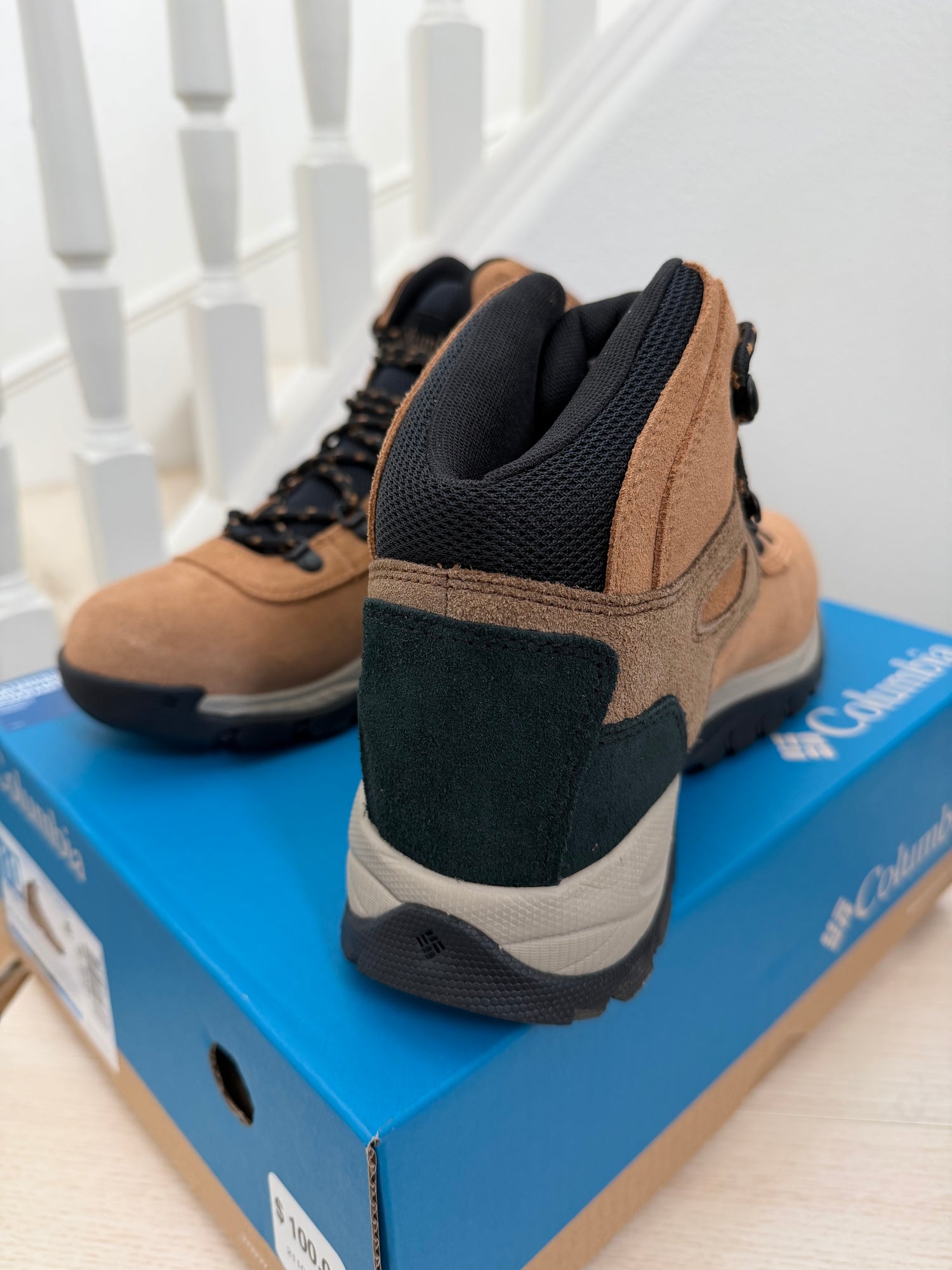 Columbia 男生 Yoncalla 防水靴 28cm