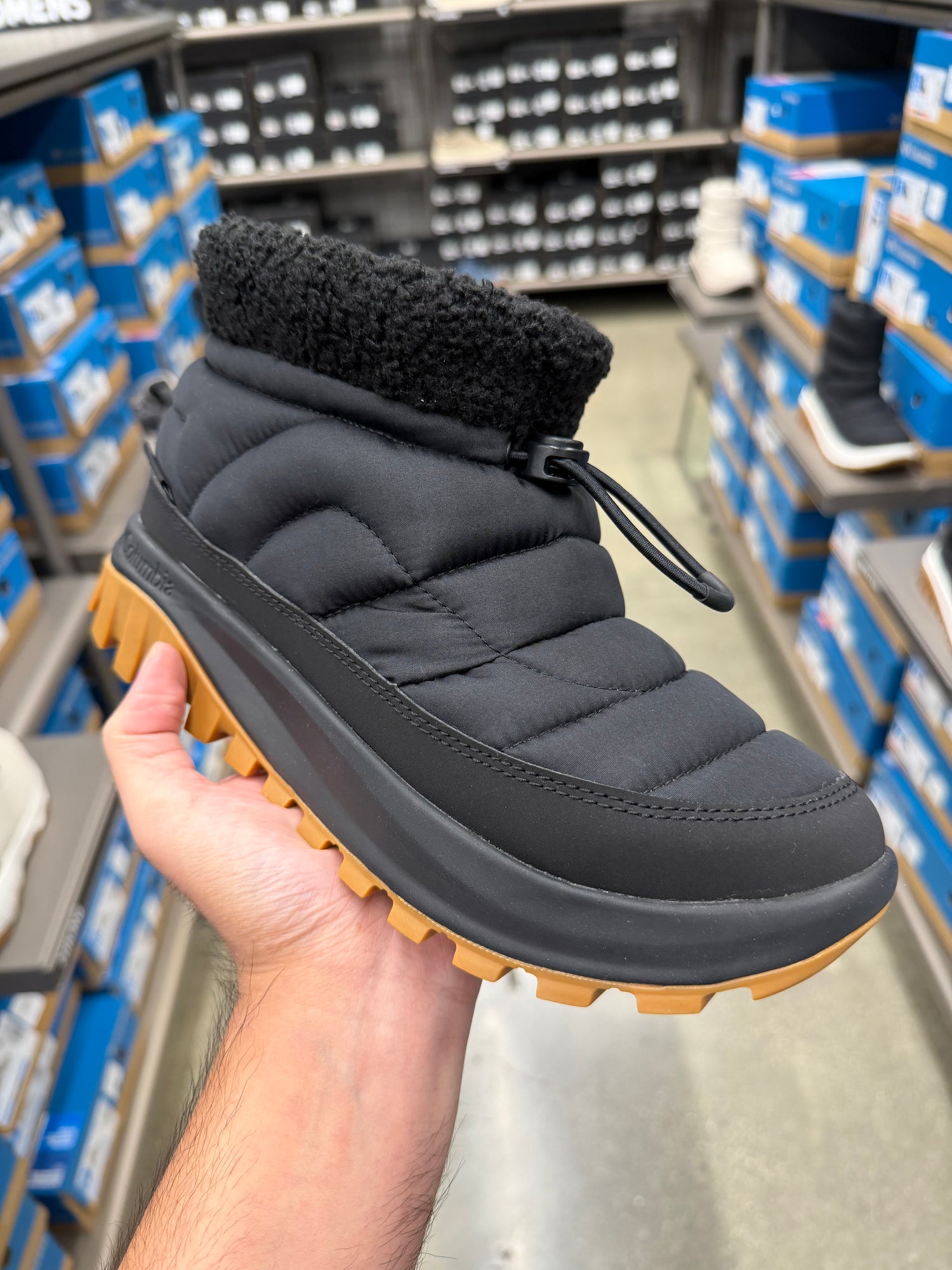 Columbia Snow 可愛銀點短靴