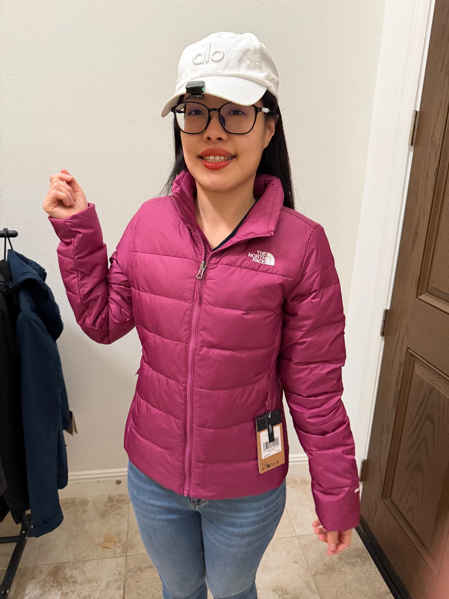 北臉 女生 好收納羽絨外套 莓果 S 600