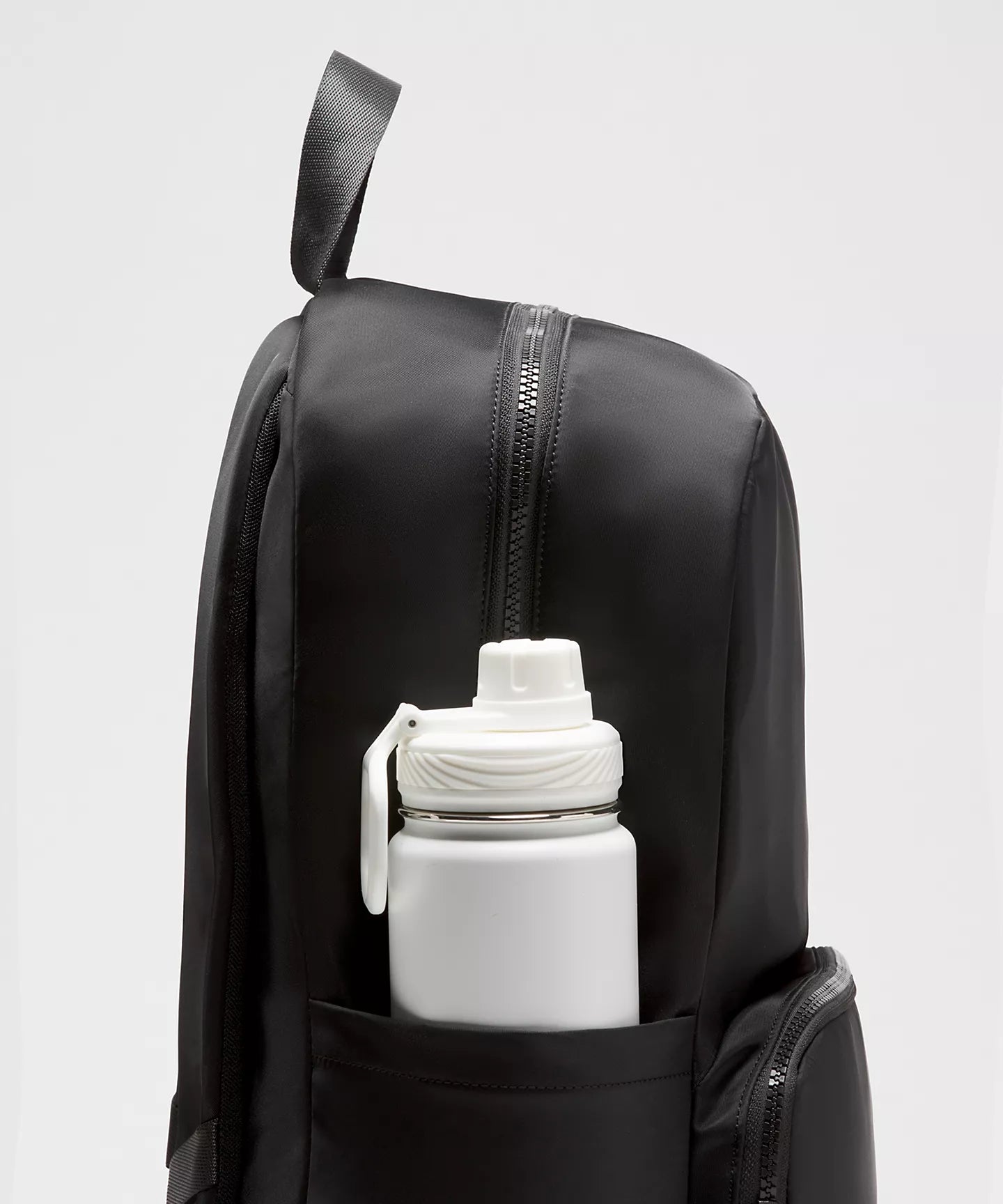 Lululemon Everywhere 後背包 22L