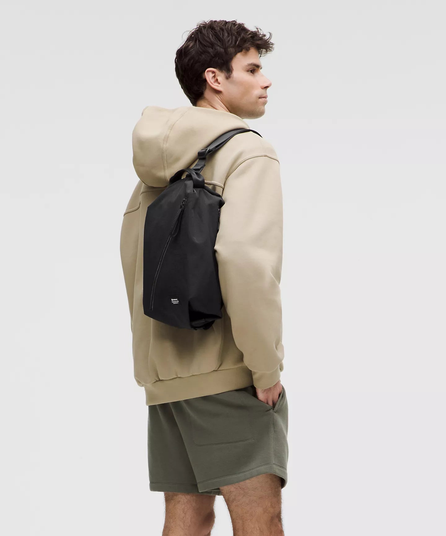 Lululemon fast track 多背法包包 9L