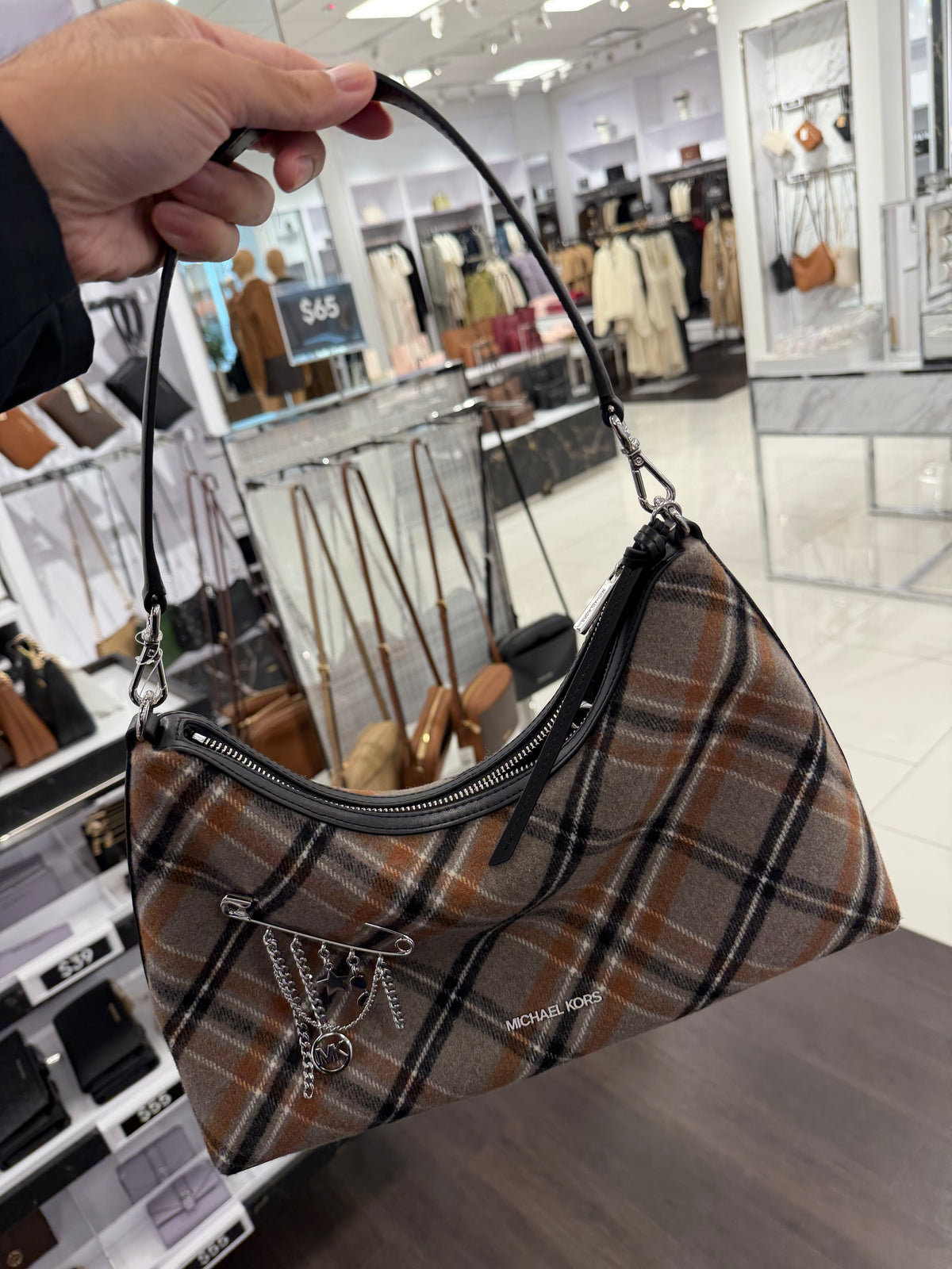 MK outlet Sammy 大腋下包 - 秋冬條紋毛呢