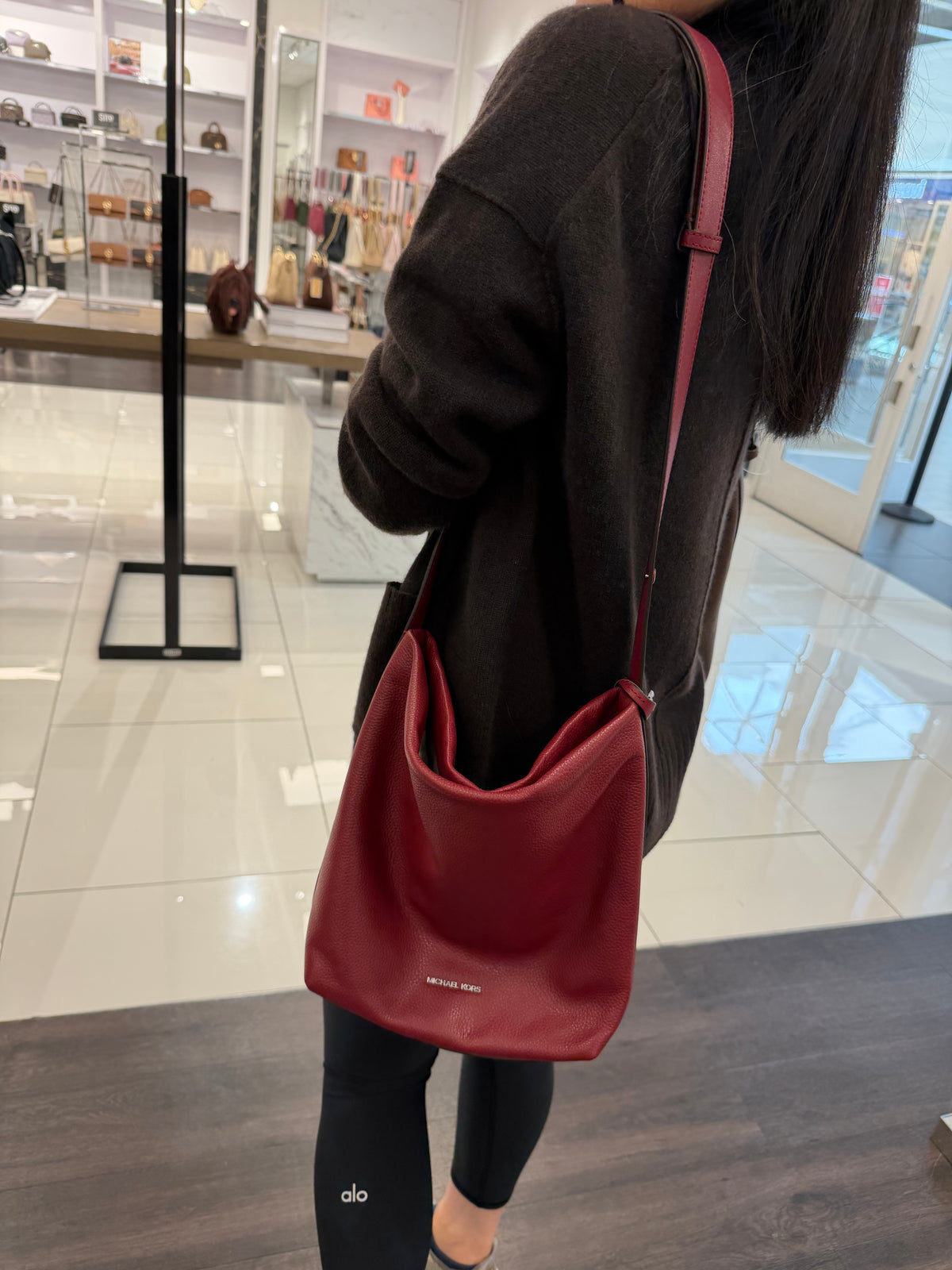 MK outlet 抓皺水桶包 - 紅色