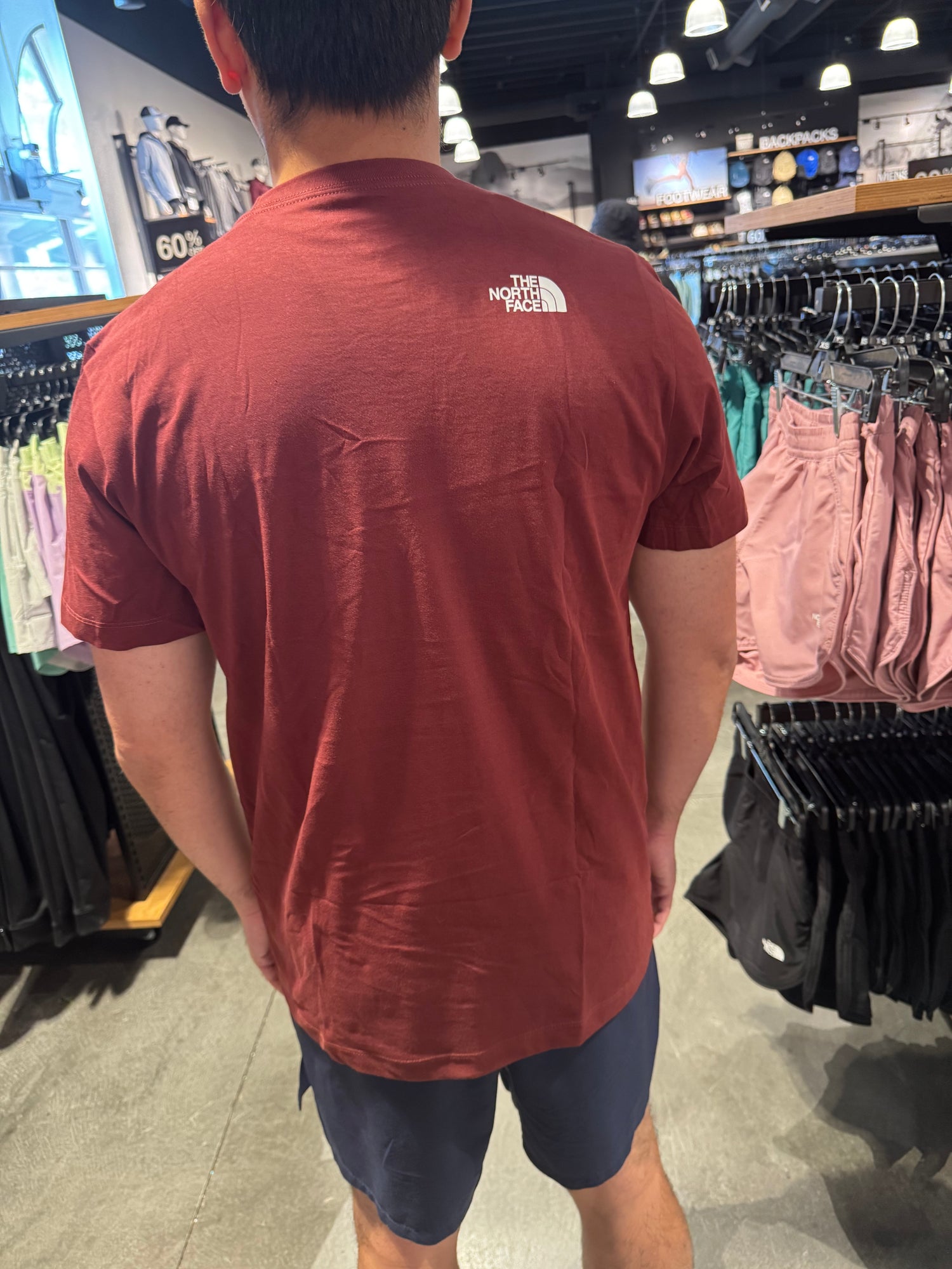 北臉專櫃 男生 經典Logo短T 酒紅 XXL