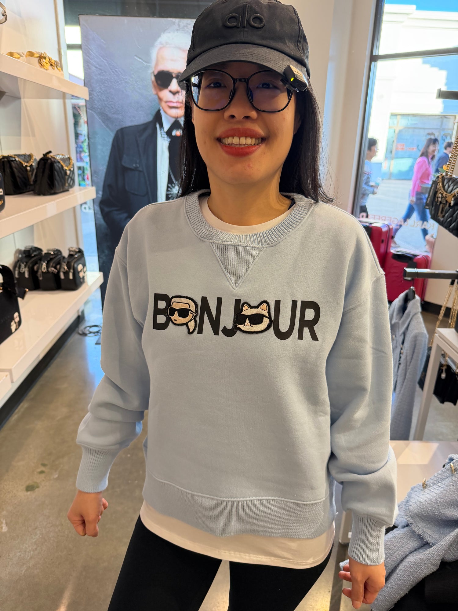 卡爾 女生 Bon Jour 刷毛大學T 天空藍