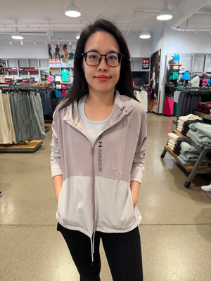 UA 女生 防風外套