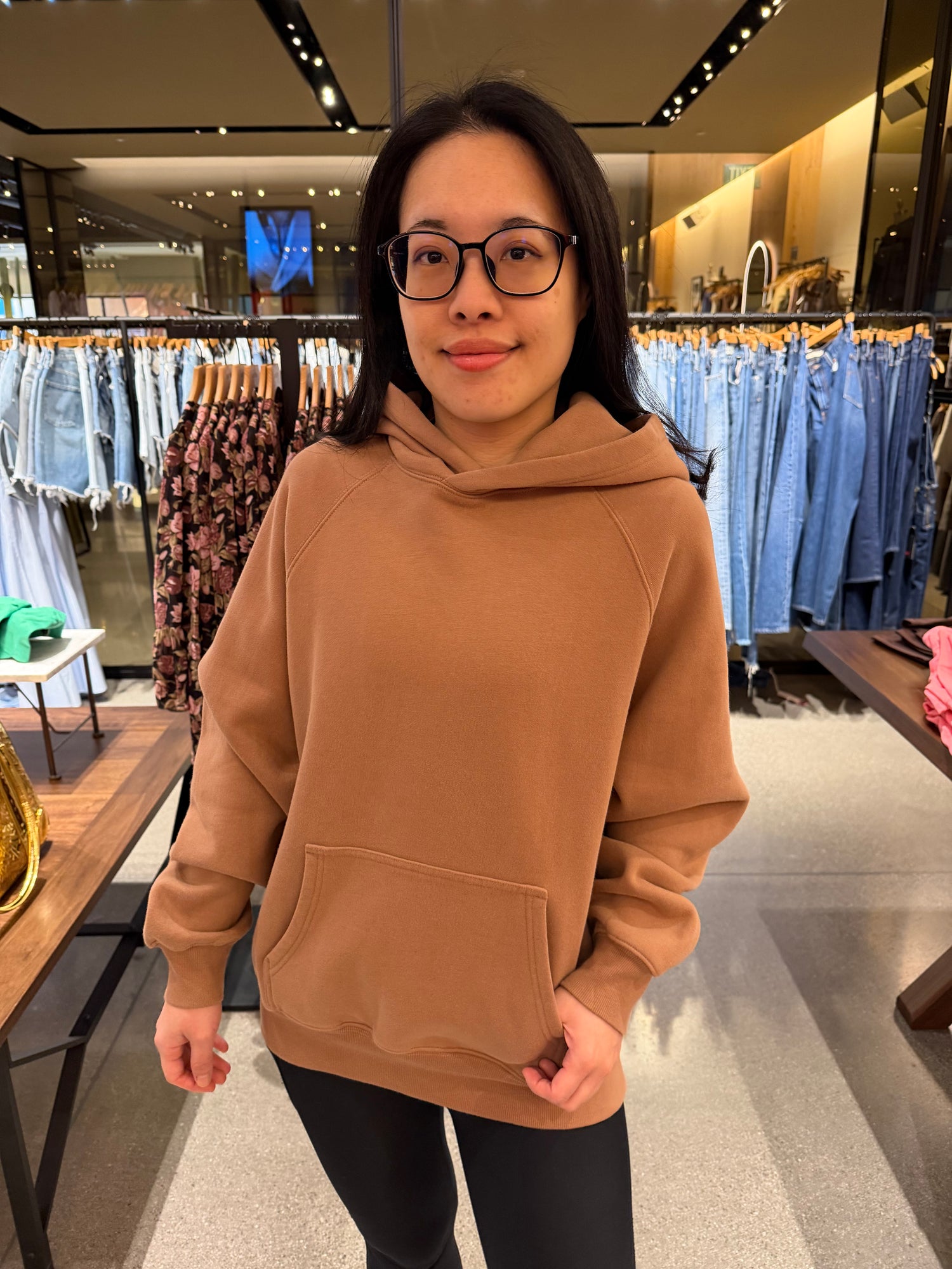 Aritzia Cozy Oversize 刷毛帽T 巧克力慕斯