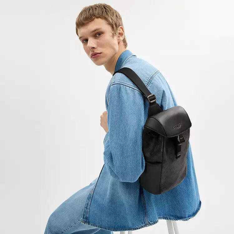 Coach outlet 男生 Racer 單肩包