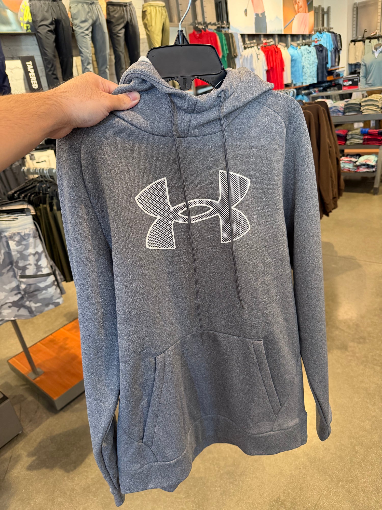 UA 男生 刷毛帽T 大logo - 灰色 025