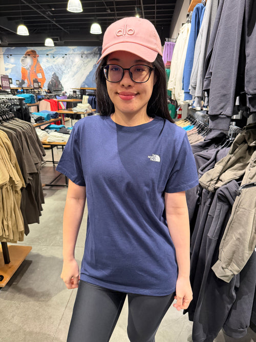 北臉 女生 小logo短T