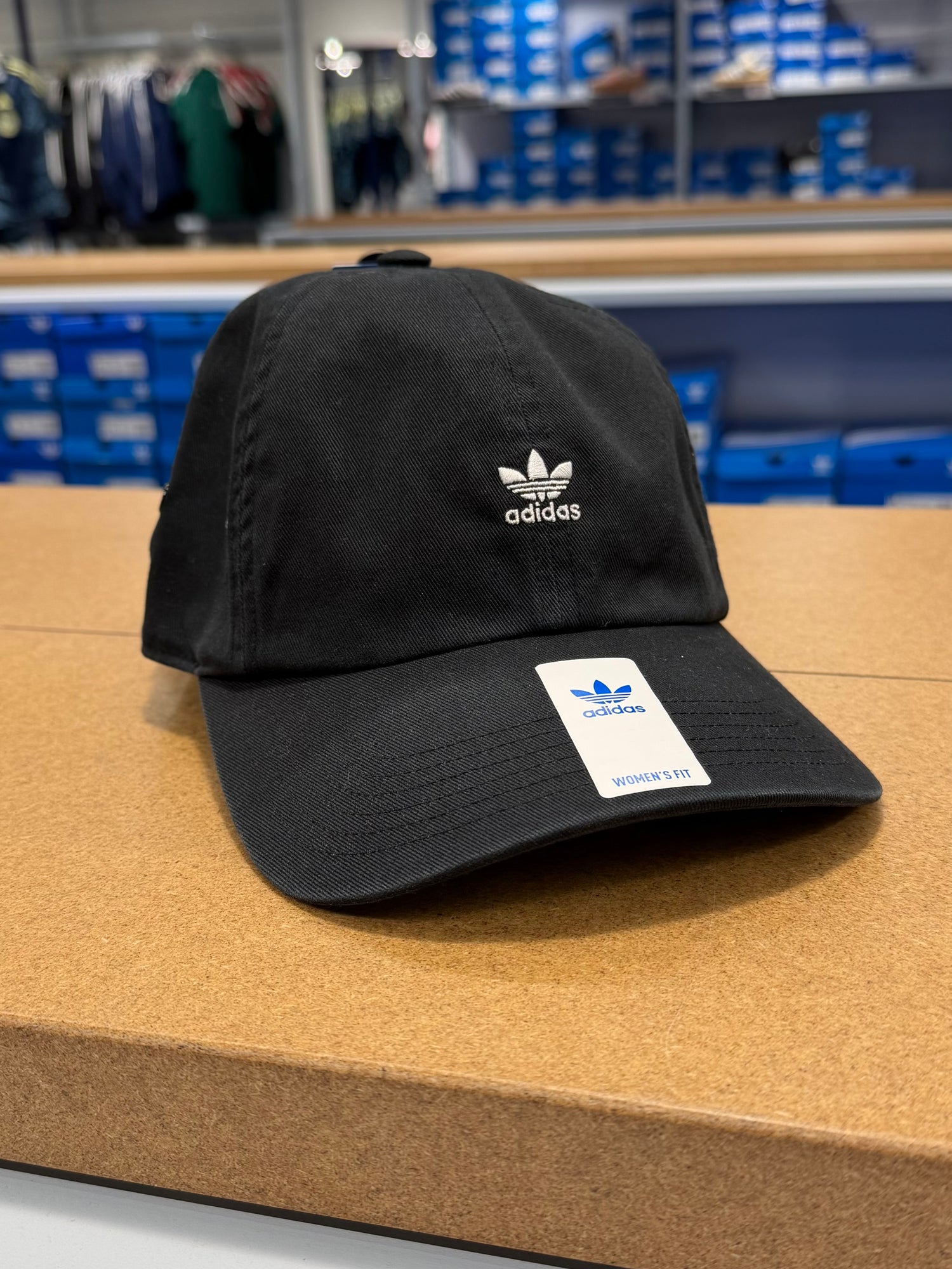 Adidas 迷你刺繡logo棒球帽 黑色