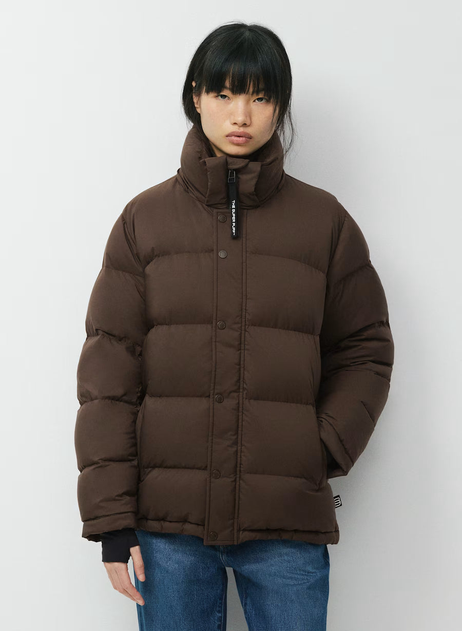 Aritzia SuperPuff 羽絨衣