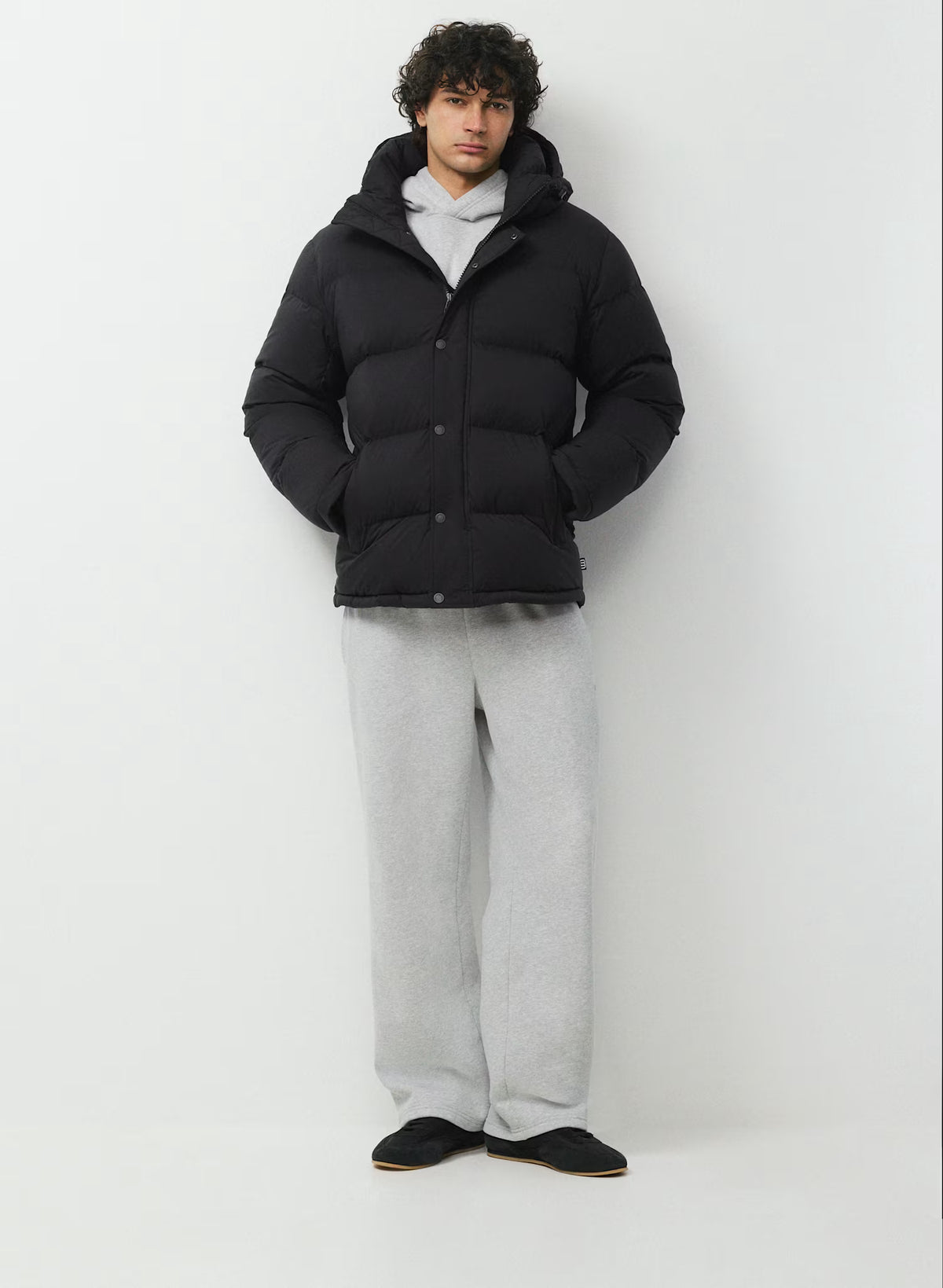 Aritzia 男生 Superpuff 五格真羽絨外套 800 - 霧面黑 - Black